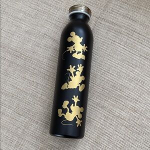 Disney Mickey Mouse stainless steel water bottle Twist tight lid Travel 20 oz